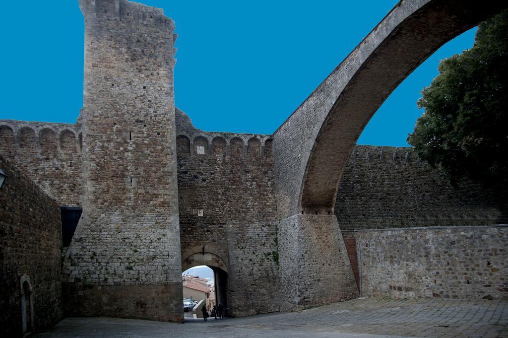 Domus Bernardiniana Hotel Massa Marittima Buitenkant foto